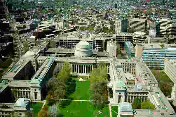 Massachusetts Institute of Technology A Comprehensive Guide to Obtaining a Degree and Detailed Information